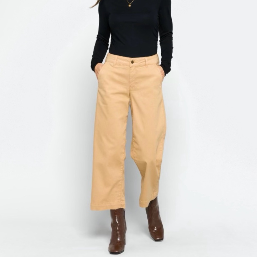 Prosperity Wide Leg cropped pants